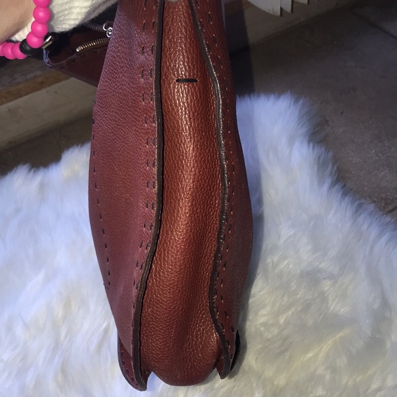 FENDI “RARE” SELLERIA SOFT LEATHER SHOULDER BAG - Picture 10 of 16